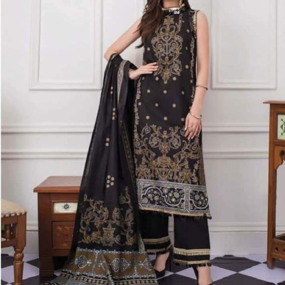 Pakistani Banarsi Lawn Collection